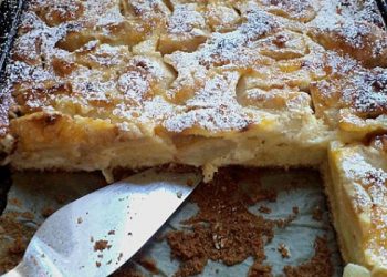 Apfelkuchen mit Vanille Schmand