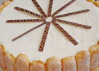 Philadelphia Torte mit Mandarinen und Löffelbiskuits