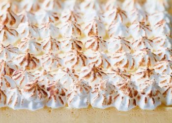 Quarktorte mit Baiser – Tränchenkuchen