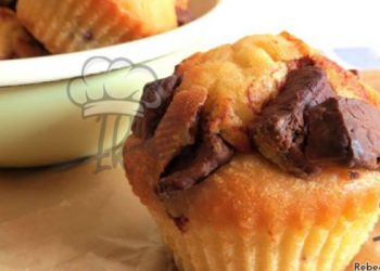 Saftige Joghurt-Muffins mit extra großen Schokostücken
