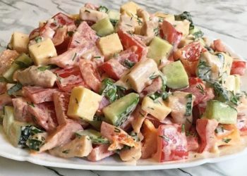 5 Minuten Tomatensalat mit Käse