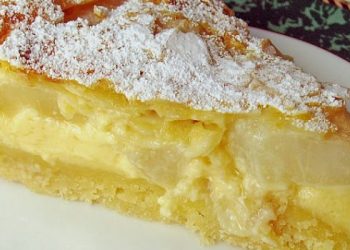 Birnenkuchen mit Vanilleguss