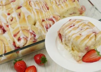 Erdbeer-Vanillepudding-Schnecken