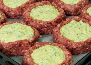 Fantastische Hackfleisch Nester mit Käsefüllung und Kräuter