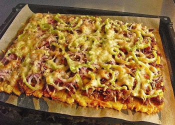 Kartoffelpizza mit Hackfleisch, ohne Hefeteig