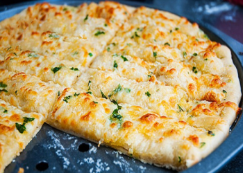 Knoblauch-Käsestangen