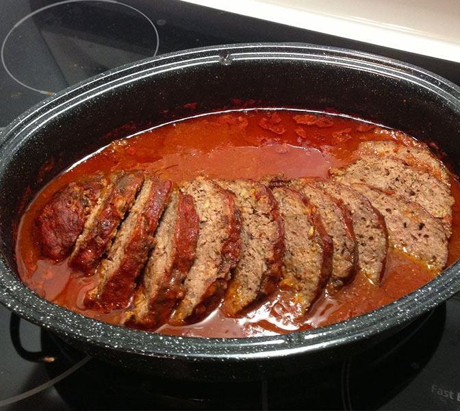 Paprika Feta Hackbraten Aus Dem Backofen Mit Tomatensauce Welt Rezept