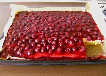 Kirsch Schmand Blechkuchen