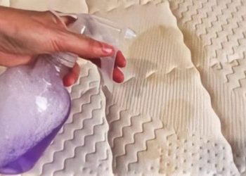 Mit diesen 2 Zutaten ist die Matratze wieder wie neu: Alle Hausfrauen machen das