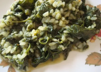 Geschmortes Gemüse (Spinat)