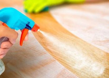 Dank dieses Haushaltshilfe-Tricks verschwindet der Staub für mehrere Wochen aus Ihrem Zuhause