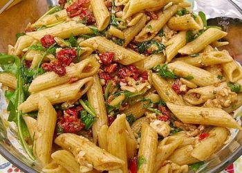 Nudelsalat auf italienisch