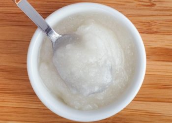 Vergessen Sie das Färben, das kaschiert alle grauen Haare in 10 Minuten