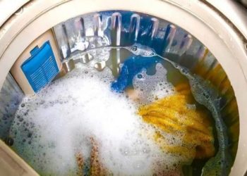 Essig ist der Trick für weichere Handtücher, weißere Wäsche und bessere Waschergebnisse