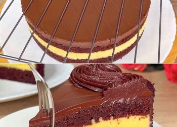 Kakao-Biskuitkuchen, Sahne und Schokoladen