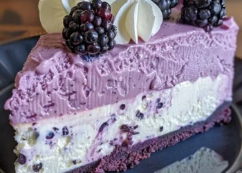 Weiße-Schokolade-Brombeer-Mousse-Käsekuchens, Ihr neues Lieblingsdessert!