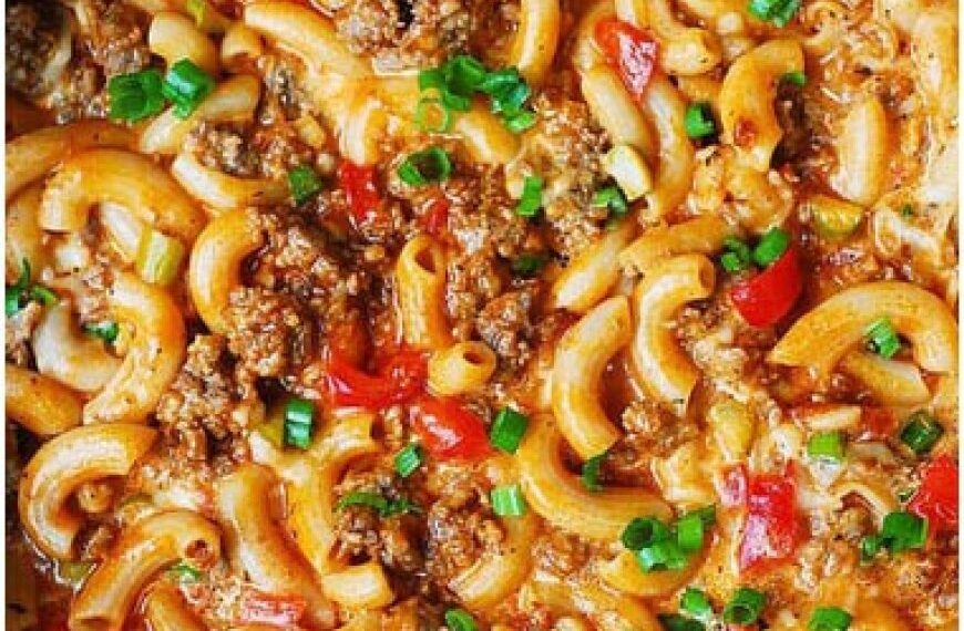 Blitzschnell & Cremig: Rahmnudeln mit Hackfleisch in 15 Minuten