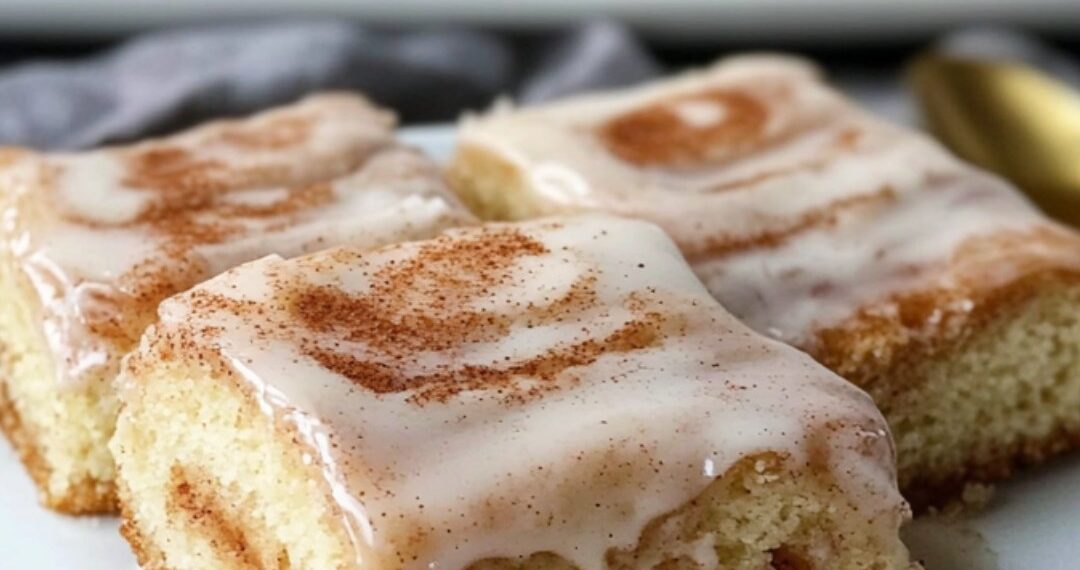 Zimtschnecken-Blechkuchen – Schnell und köstlich!