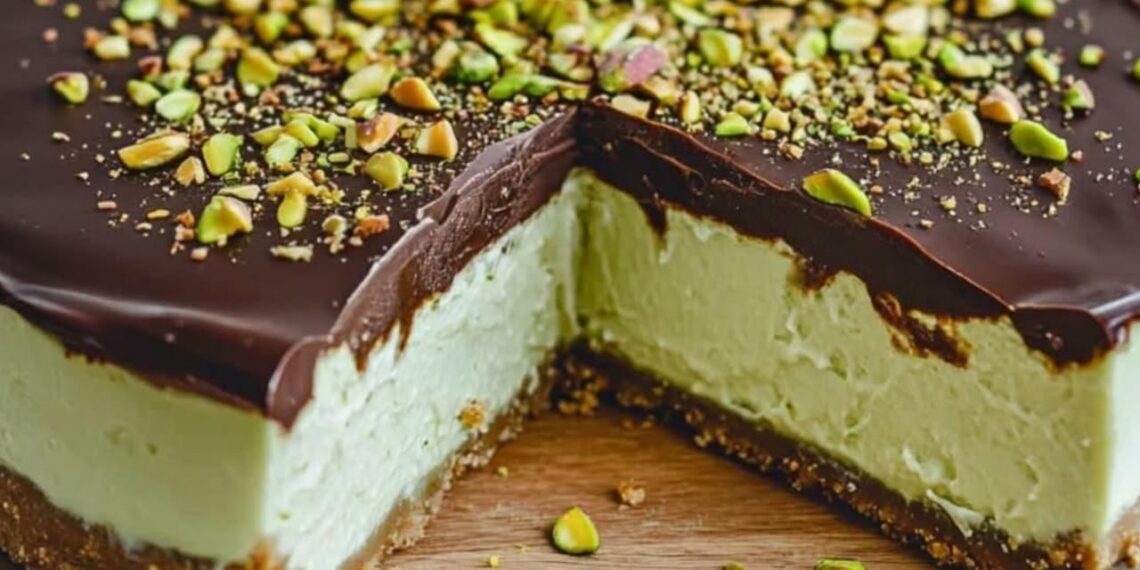 Dubai Schokolade Cheesecake – Orientalischer Genuss mit Pistazien und ...