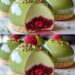 Pistazien-Himbeer-Käsekuchen-Kuppeln