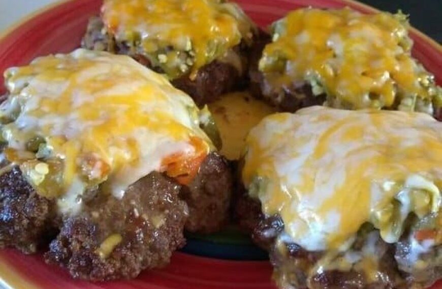 Low Carb Chile Burger