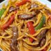Asiatisches Rindfleisch mit Paprika und Spaghetti – eine köstliche Fusion