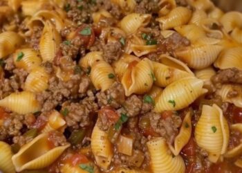 Rezept für Muschelnudeln mit Hackfleisch