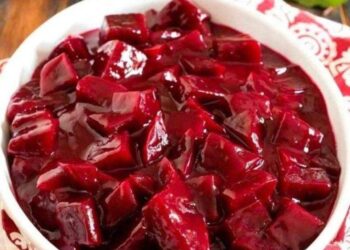 Köstlicher Rote Bete-Zitronensaft reinigt Dickdarmschlacken und lässt Sie abnehmen