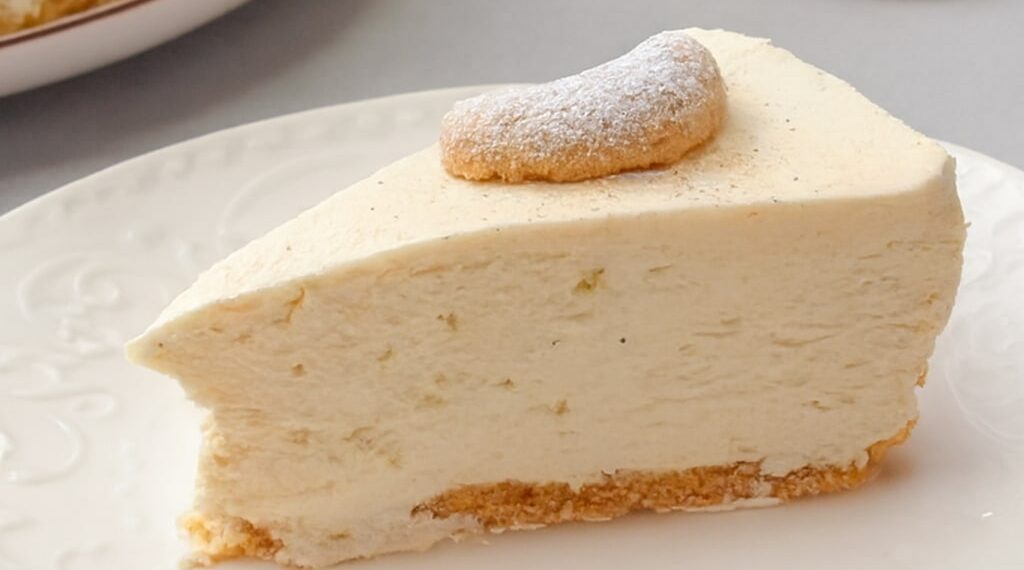 Vanillekipferl-Käsekuchen ohne Backen: So einfach gelingt der cremige Wintertraum