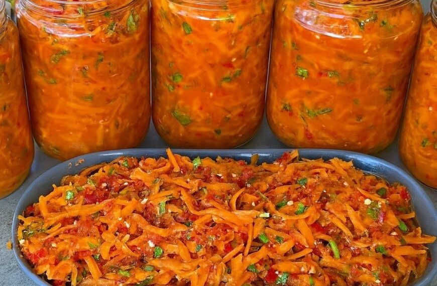 Es muss nicht gekocht werden. Jeder, der es probiert, fragt nach dem Rezept. Selbst wenn man 100 Gläser macht, reicht es nicht. Unglaublich lecker