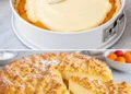 Fruchtiger Kuchen mit knusprigen Streuseln
